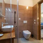 Πανσιόν By The Sea Sutivan, Brac - 24402 Sutivan