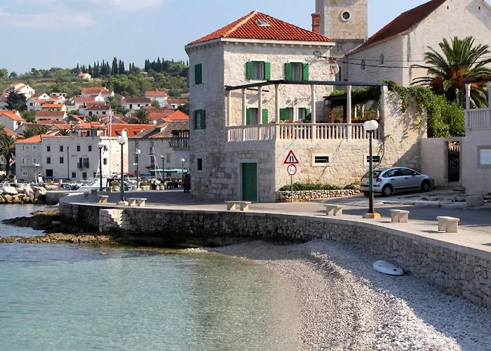 By The Sea Sutivan, Brac - 24402 Pensionat